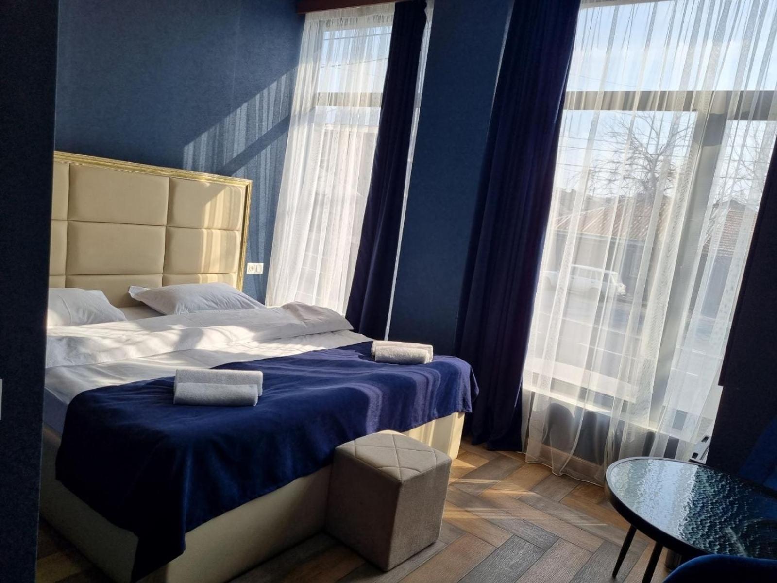 Days Hotel Єреван Екстер'єр фото